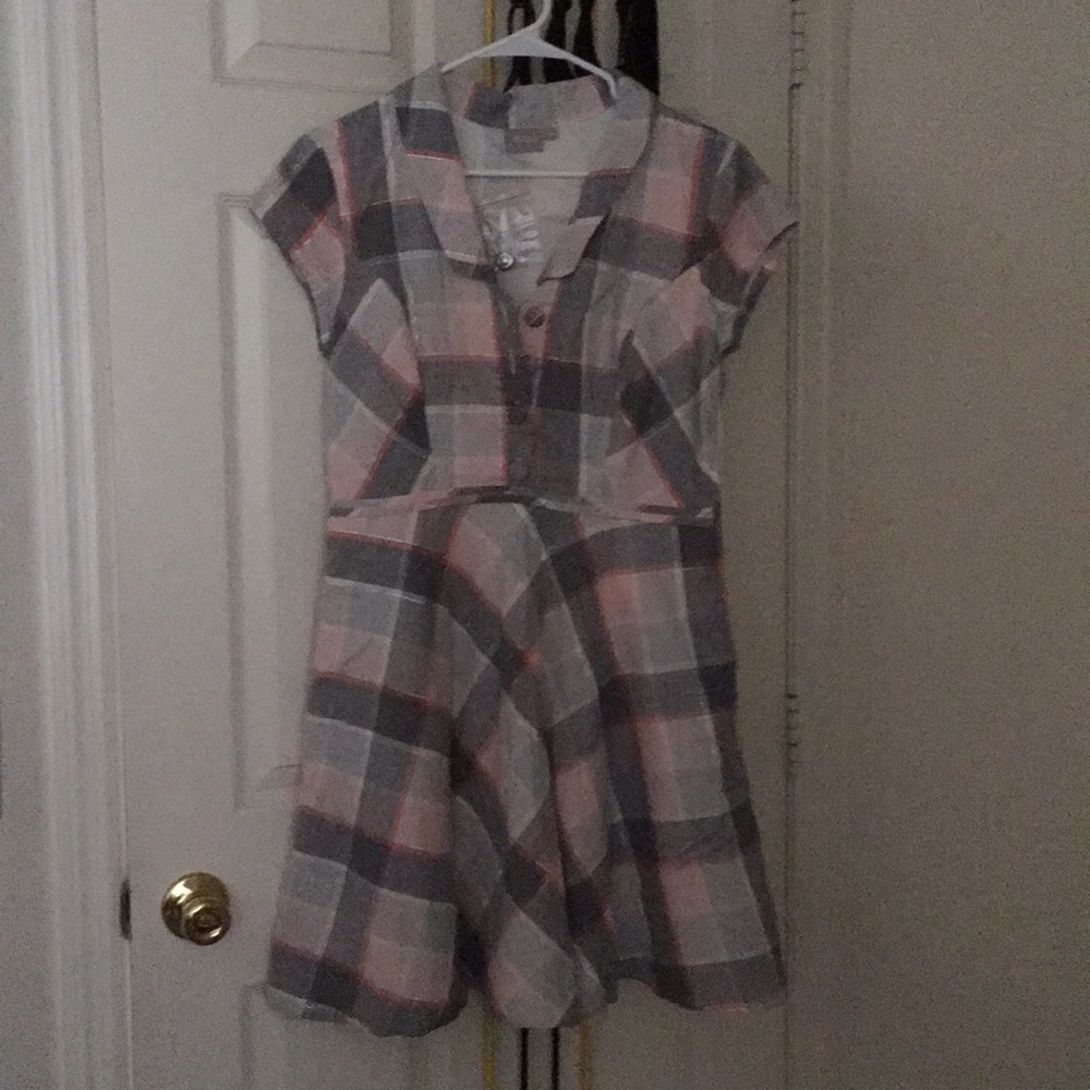 Eshakti size 10 grey And pink plaid
